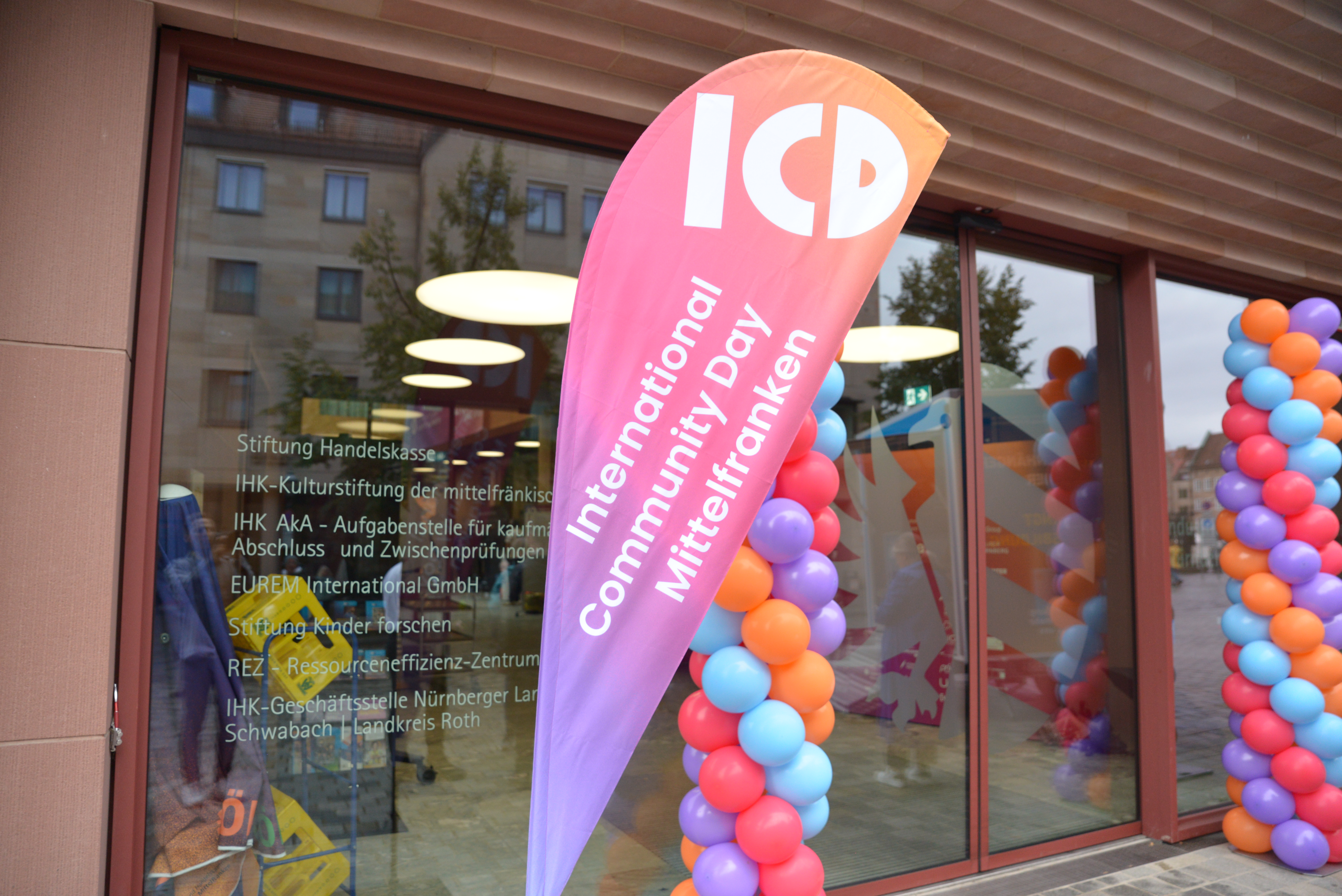 Internationale Menschen im Gespräch über Leben, Lernen und Arbeiten in Mittelfranken
