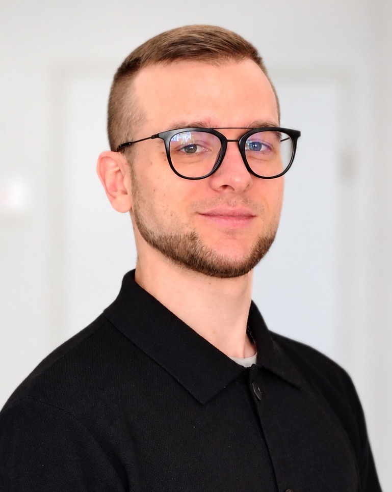 J. Stützer