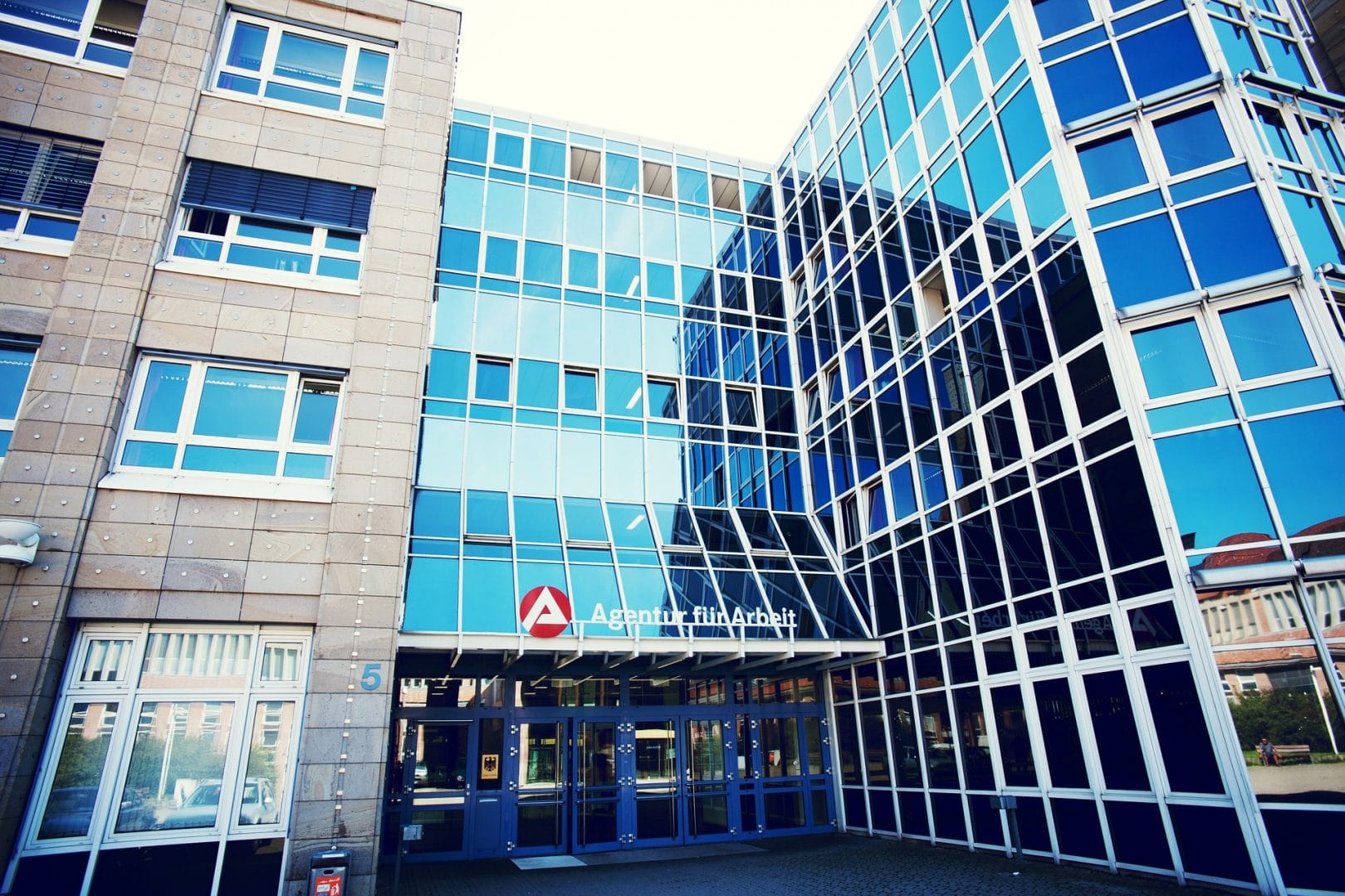 arbeitsagentur in frankfurt
